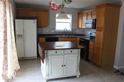 15402 Dry Creek Road, Noblesville - 11