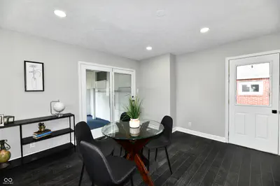 129 E McKenzie Road, Greenfield - 30