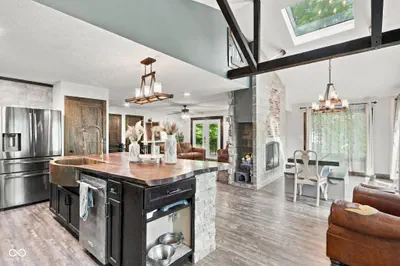 8671 Kinman Drive, Nineveh - 45