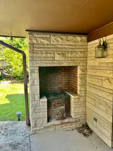 874 S Lakehurst Drive, Franklin - 35