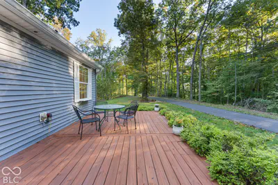 9444 N Gray Avenue, Unionville - 33