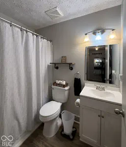 4040 Susy, Indianapolis - 15