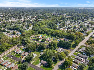 226 S Gladstone Avenue, Indianapolis - 40