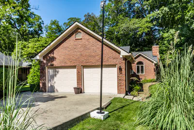 9340 Point Place, Indianapolis - 40