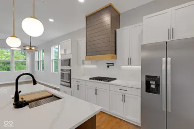 1121 Brookside Court, Avon - 20