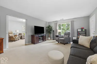 558 Hunters Drive, Carmel - 10