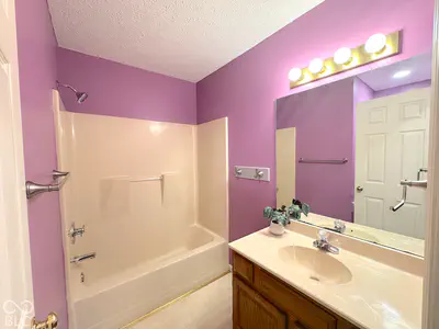 644 Sherwood Hills Drive, Bloomington - 16
