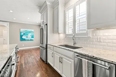 12677 Treaty Line Street, Carmel - 23