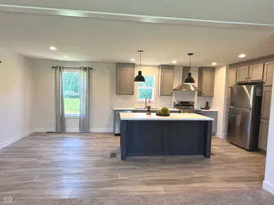 2083 Friendship Drive, Paragon - 11