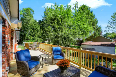 999 Shoreline Circle, Cicero - 43