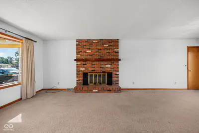 910 W Walnut, Rockville - 12