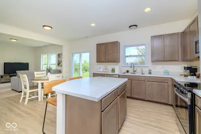 2334 N Liberty Lakes Drive, Greensburg - 19