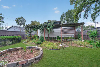 618 Dequincy Street, Indianapolis - 39