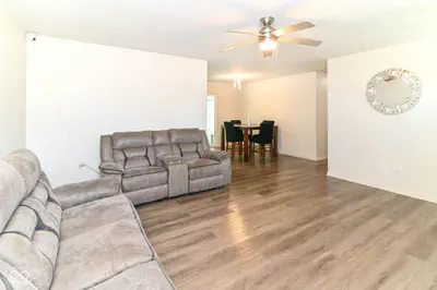 10056 126 Street, Fishers - 6