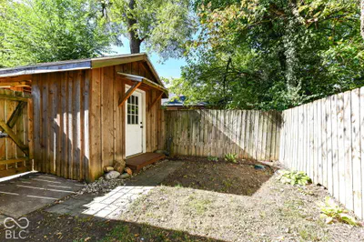 906 E 50th Street, Indianapolis - 22