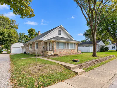 559 S Sycamore Street, Martinsville - 17