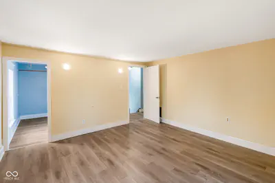 624 N Pine Street, Seymour - 28