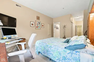 7601 Newport Bay, Indianapolis - 17