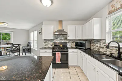 14314 Holly Berry Circle, Fishers - 44