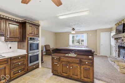 9483 950, Waldron - 9