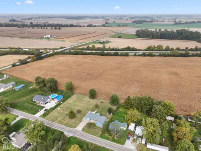 8608 State Road 42, Monrovia - 32