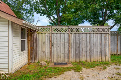 300 E Ohio Street, Trafalgar - 66