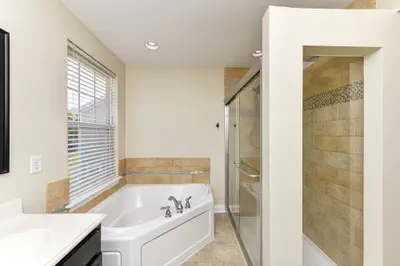 12541 Hawks Landing, Fishers - 26