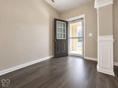 18391 Burton Way, Westfield - 5
