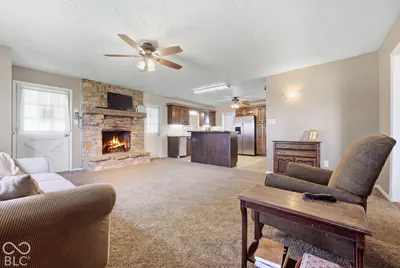 9483 950, Waldron - 14