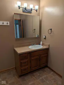 3515 Laurey Court, Indianapolis - 25