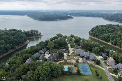 9531 Harbour Pointe Drive, Bloomington - 30