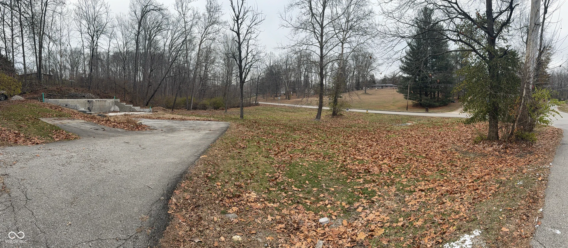 950 Base Road, North Vernon