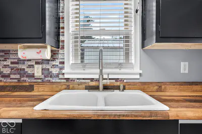 1302 Court, Columbus - 25