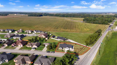 1604 Bell Ford Drive, Seymour - 46