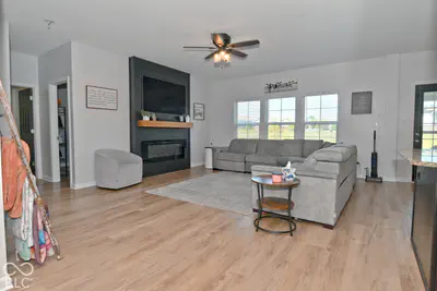2582 Twinleaf Drive, Plainfield - 3