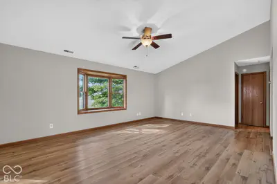12037 Bearsdale Drive, Indianapolis - 10