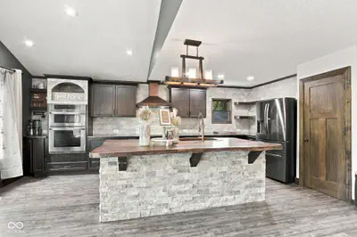 8671 Kinman Drive, Nineveh - 47