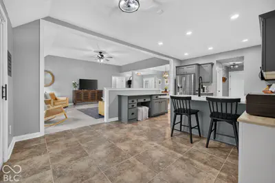 2807 Bloomsbury Drive, Greenwood - 25
