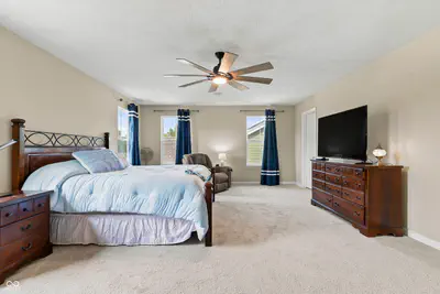 12248 Hawks Nest Drive, Fishers - 33