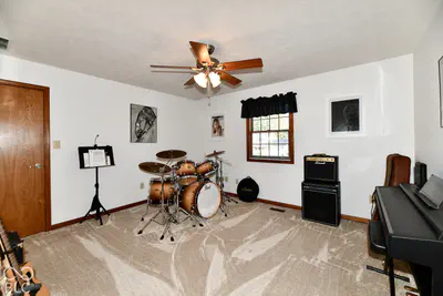 7061 Carrie Drive, New Palestine - 18