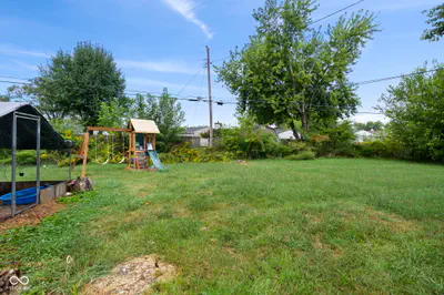604 Center Drive, Frankfort - 27