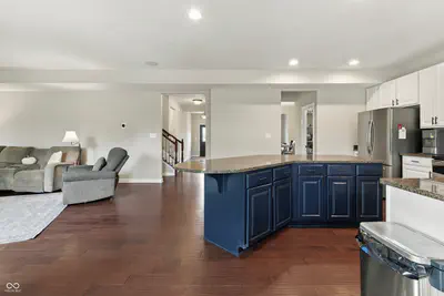 12248 Hawks Nest Drive, Fishers - 15