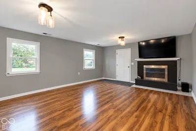 7652 Lindsay Drive, Indianapolis - 23