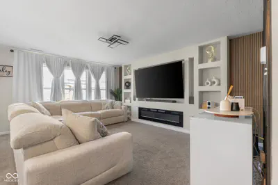8142 Lythrium Way, Plainfield - 14