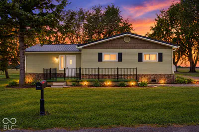 5637 County Road 900 East, Losantville