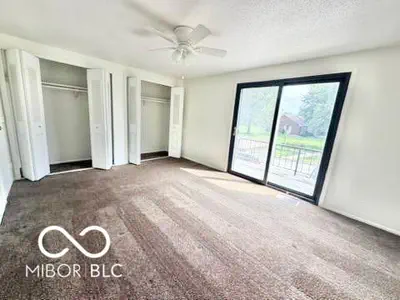 954 Greenwood, Greenwood - 14