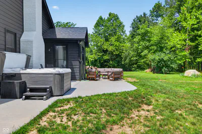 6876 W 300 S, Morgantown - 58