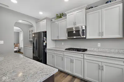 10608 Kensington Lane, Fortville - 12