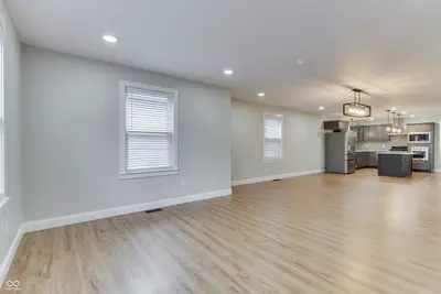 1306 Saint Clair Street, Indianapolis - 9