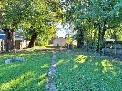 4221 Guilford Avenue, Indianapolis - 31